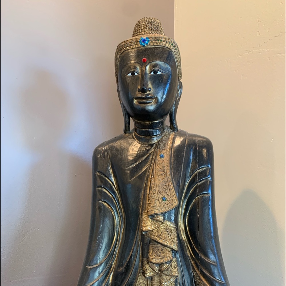 Statue - Picture 3 of 5